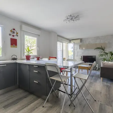 Superbe Appt Port Marianne, Parking Prive, 4 Personnes شقة *