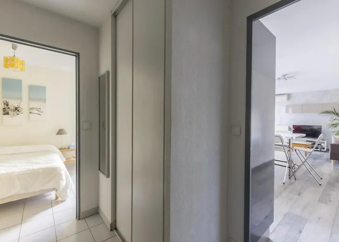 Superbe Appt Port Marianne, Parking Prive, 4 Personnes 아파트 *